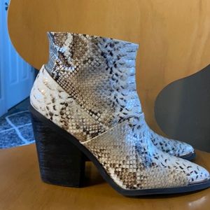 Faux Report snakeskin boots